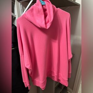 Like new Aerie hot pink sweatshirt!